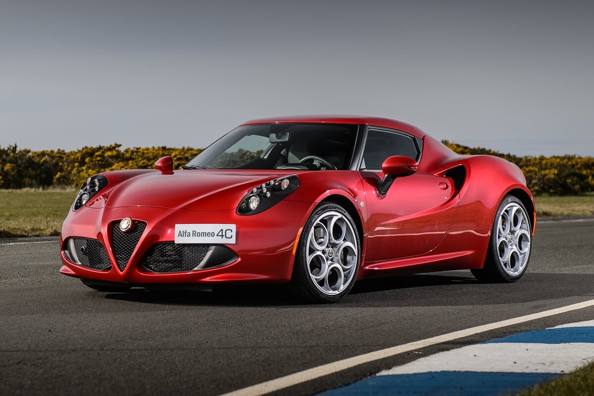 Alfa Romeo 4C Coupé 1750 Tbi automatic RWD (2013-2019)