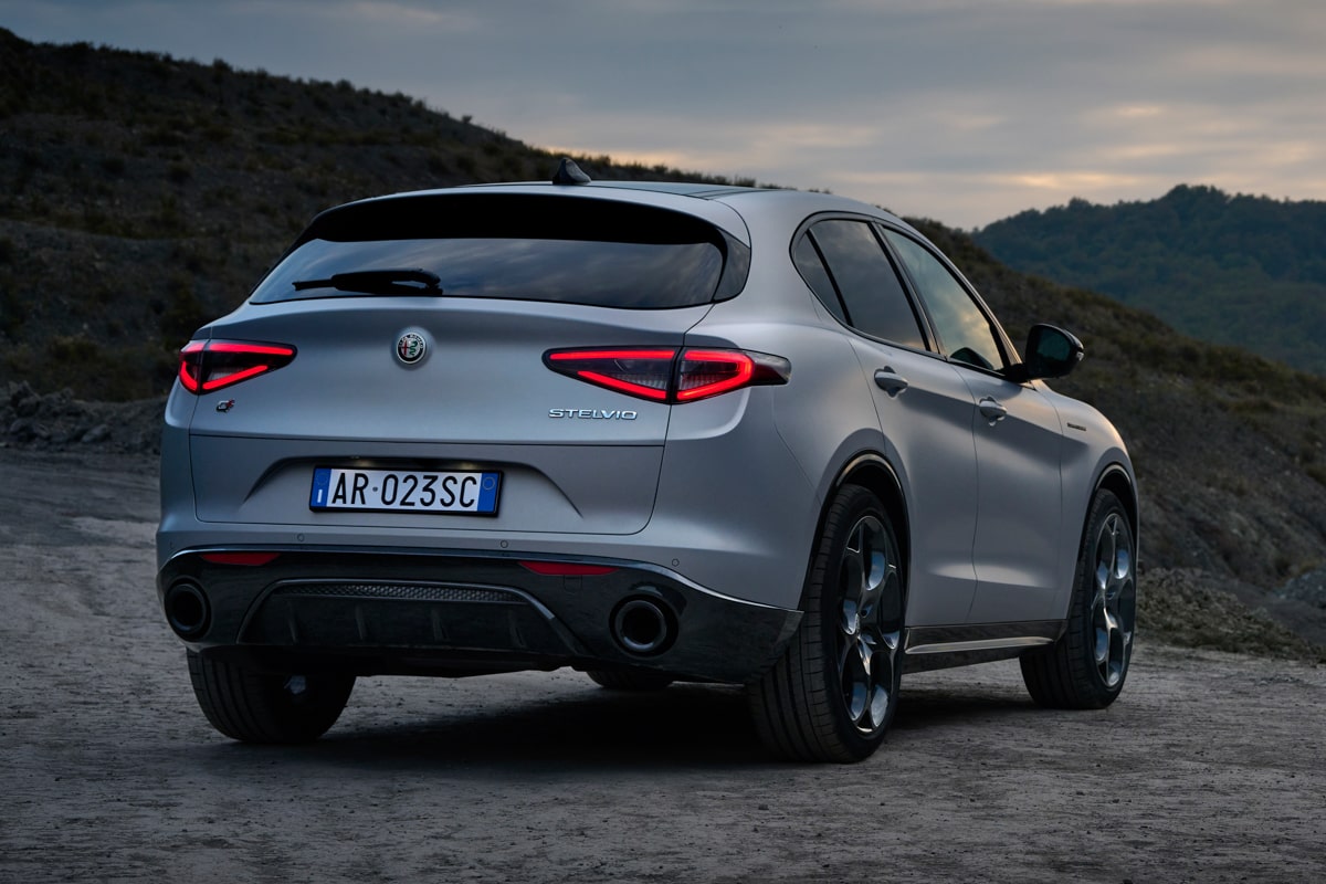 Alfa Romeo Stelvio 2024