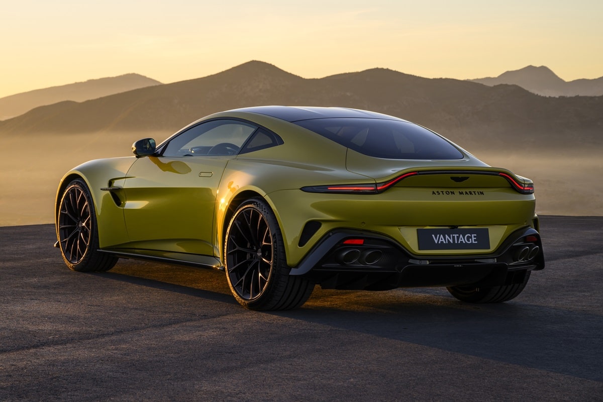 Aston Martin Vantage V8 Twin Turbo automatic RWD 2024