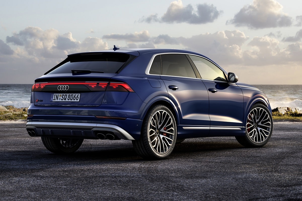 Audi Q8 RS performance 640 CV  trazione integrale 2025