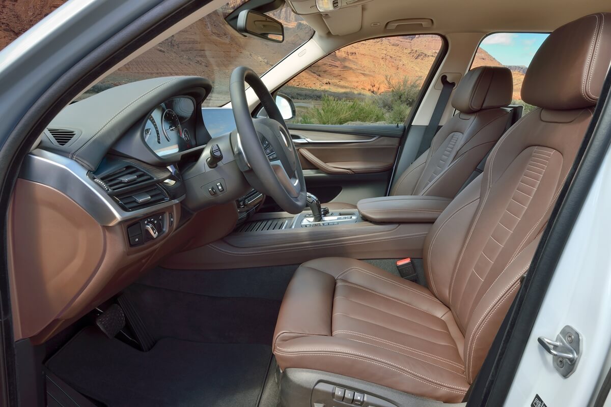BMW X5 xDrive50i 450 CV  trazione integrale (2013-2018)