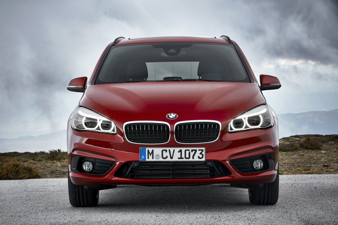 BMW 2 Series Gran Tourer 216i manual FWD (2018-2023)