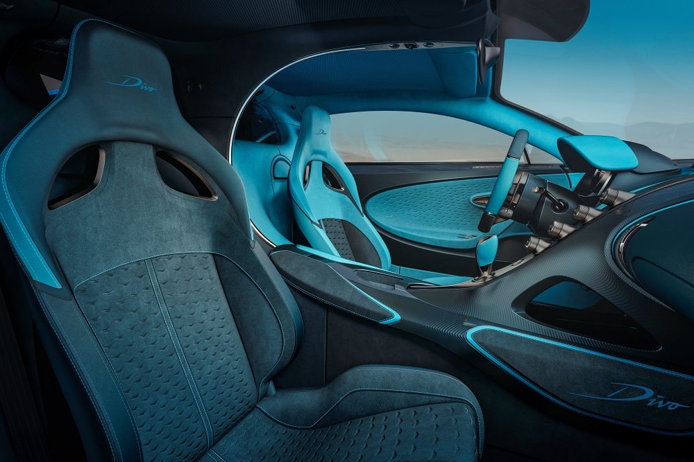 Bugatti Divo W16 automatic AWD (2019-2021)