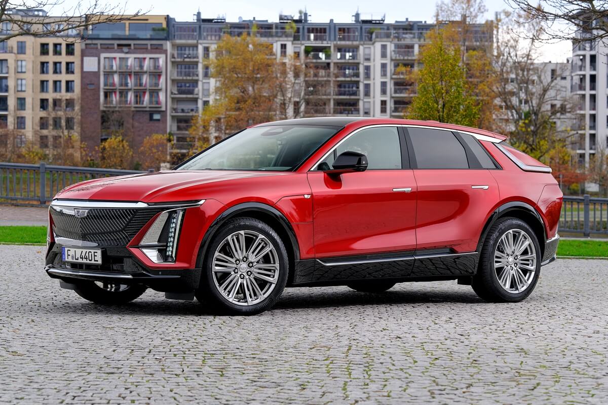 Cadillac Lyric 388 kW automatic AWD 2024