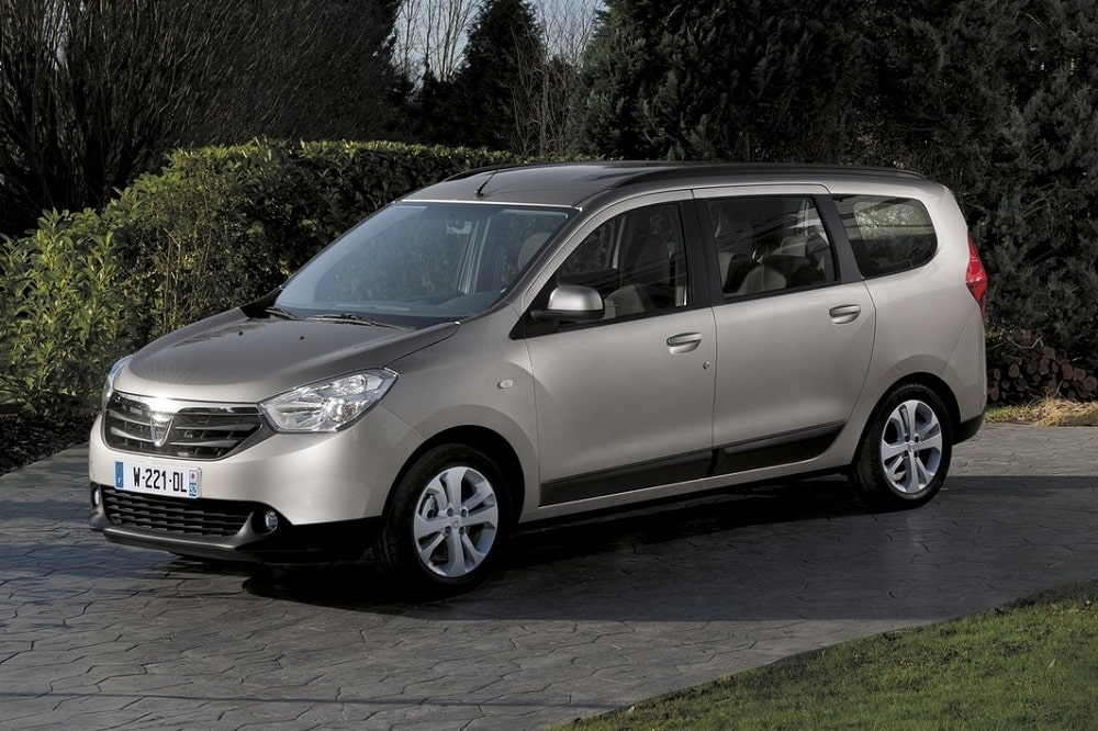 Dacia Lodgy TCe 130 GPF manual FWD (2016-2021)