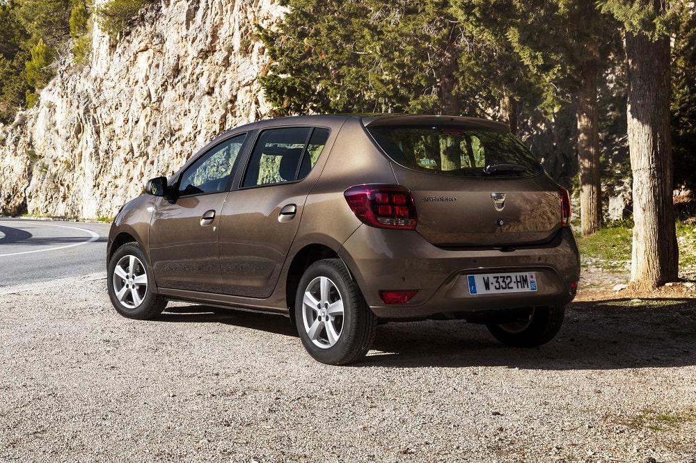 Dacia Sandero Stepway Blue dCi 95 manual FWD (2016-2020)