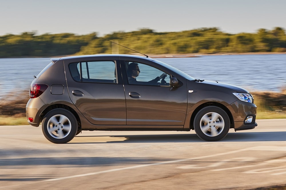 Dacia Sandero Stepway SCe 75 manual FWD (2016-2020)