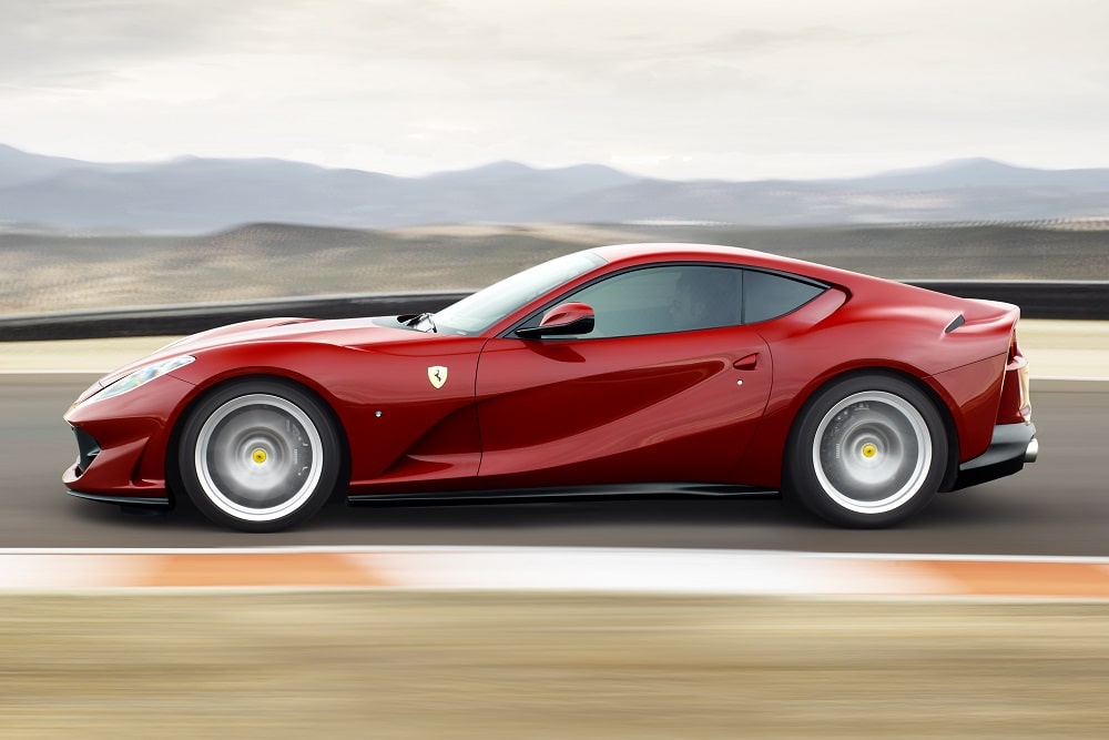 Ferrari 812 Superfast V12 automatic RWD 2024