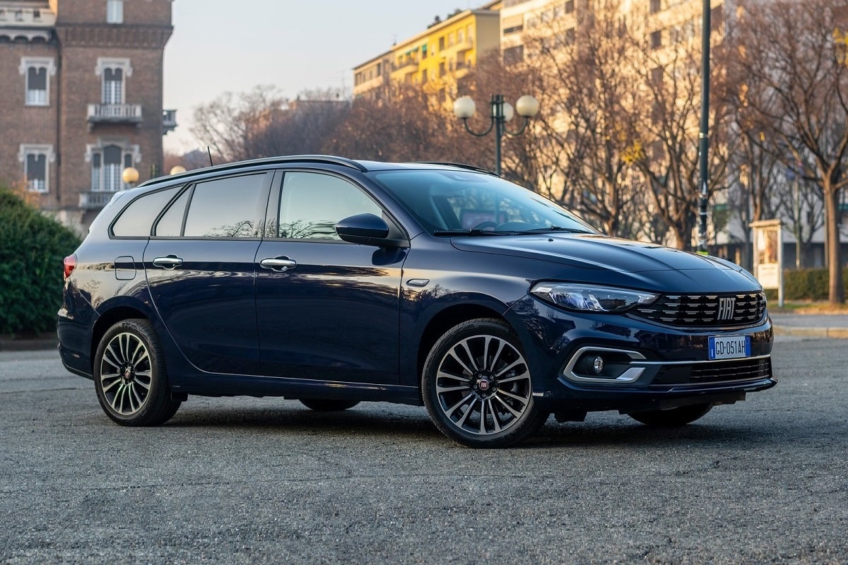 Fiat Tipo Station Wagon 1.5 Hybrid automatic FWD 2024