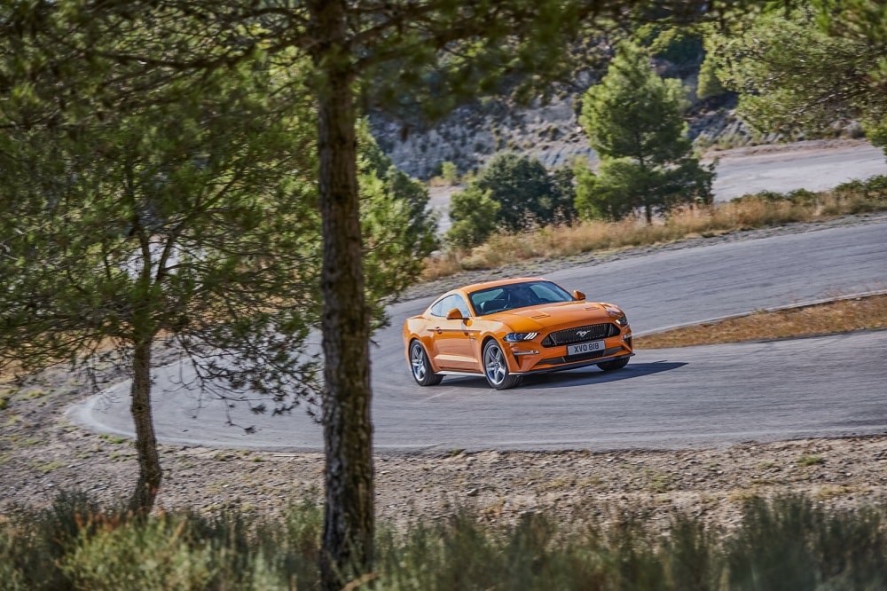 Ford Mustang Cabrio 2.3 viercilinder manual RWD (2018-2024)