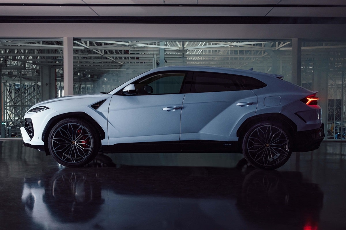 Lamborghini Urus 2024