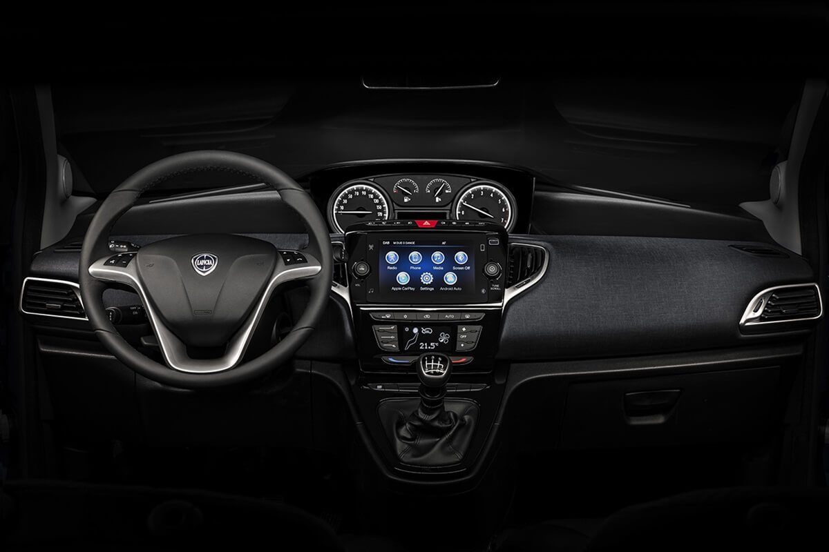 Lancia Ypsilon 1.0 Hybrid manual FWD (2021-2024)