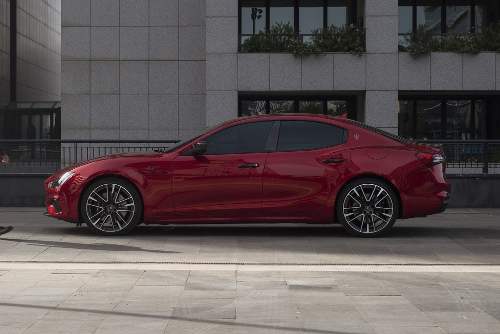 Maserati Ghibli GT Hybrid automatic RWD 2024