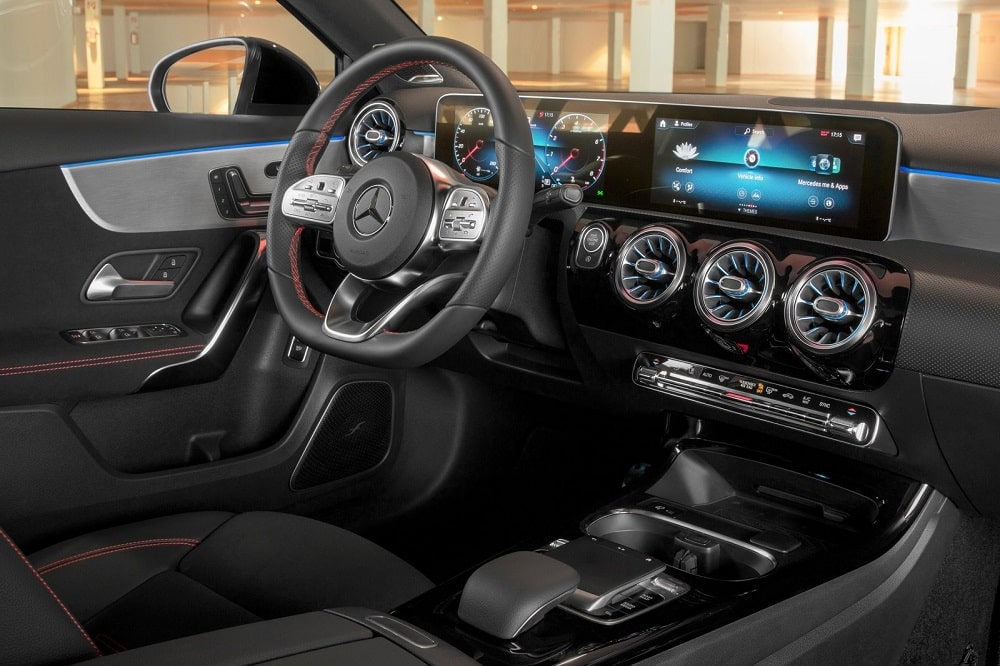 Mercedes A-Class Saloon A 180 manual FWD (2019-2022)