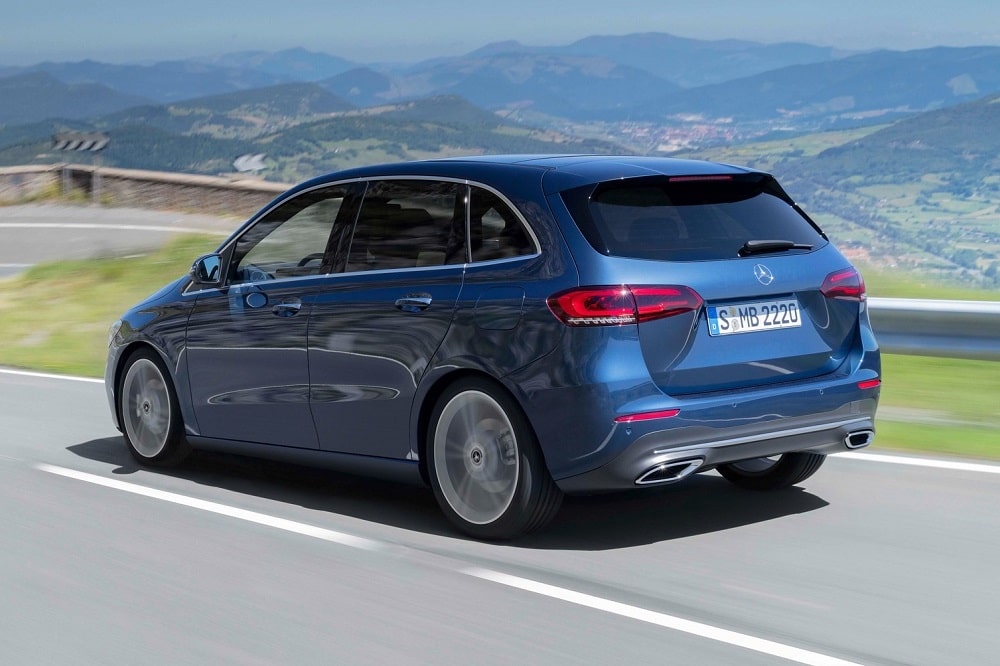 Mercedes B-Class B 180 manual FWD (2019-2022)