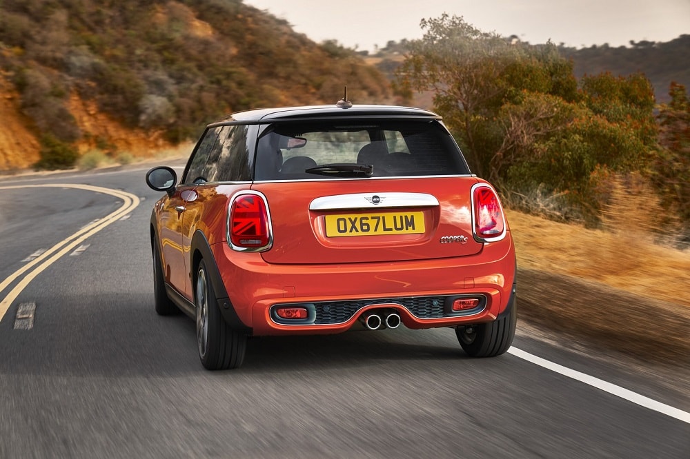 MINI 3-door Cooper D manual FWD (2018-2021)