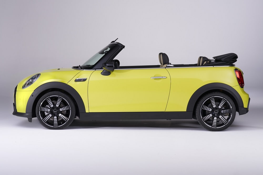 MINI Cabrio John Cooper Works automatic FWD 2024