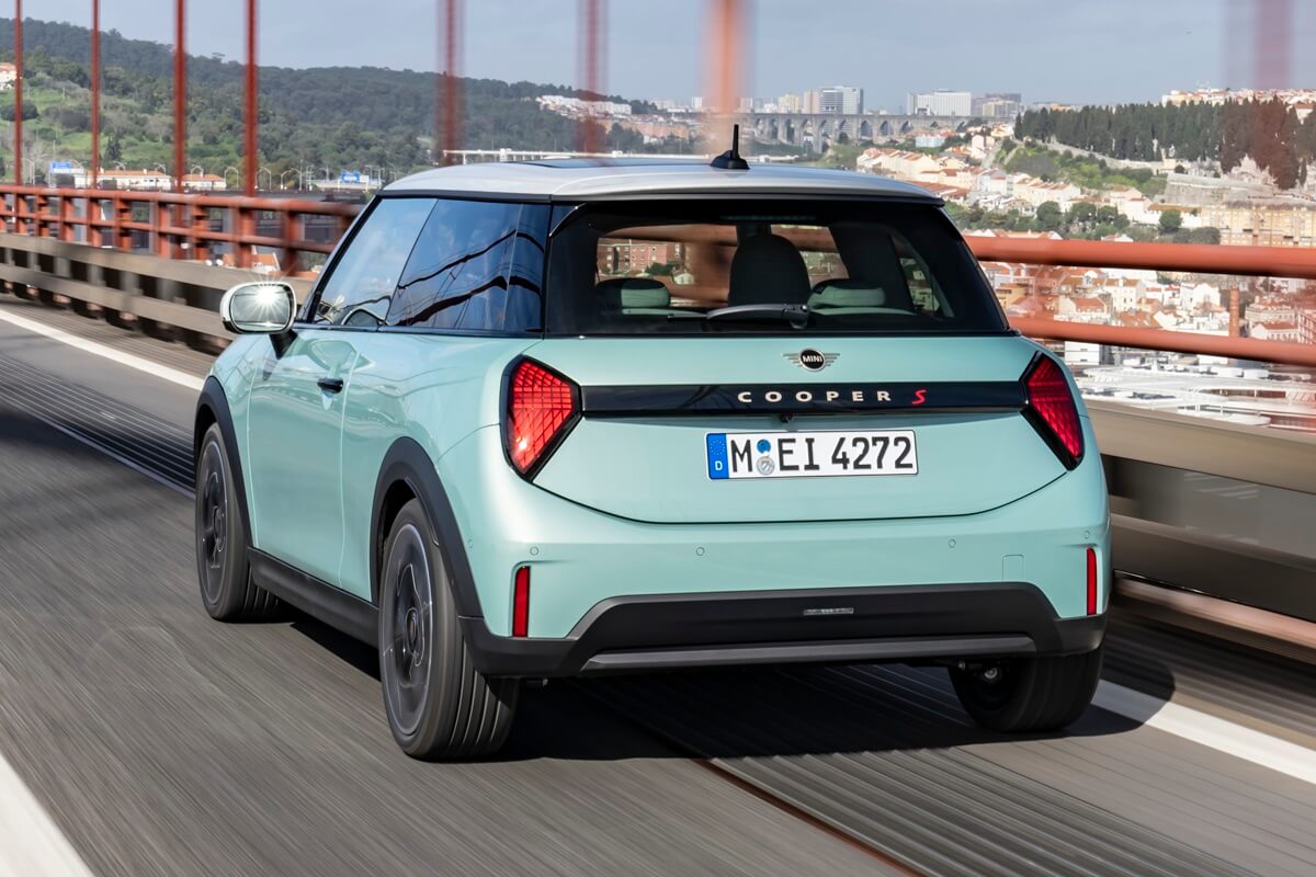 MINI 3-deurs 2025