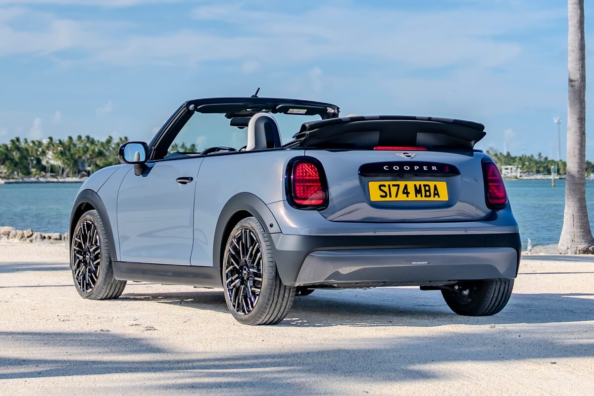 MINI Cabrio 2025