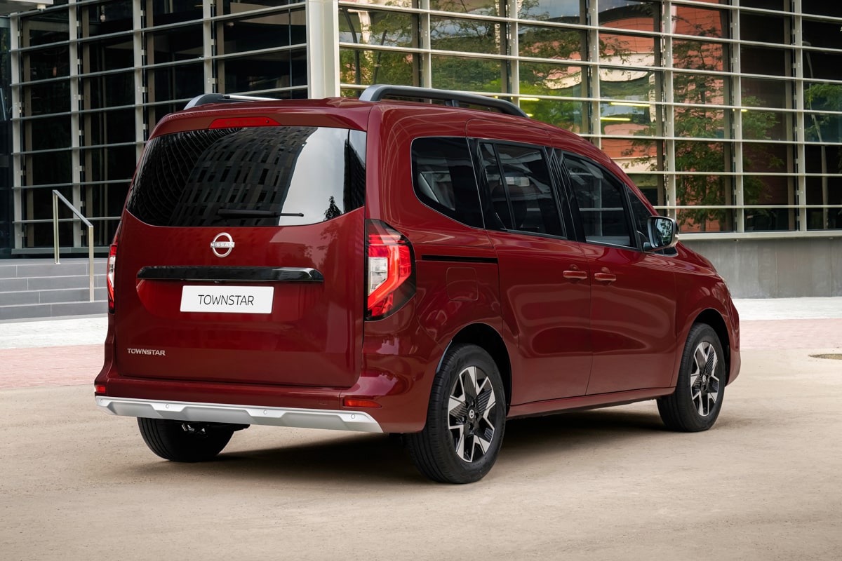 Nissan Townstar Combi 2024