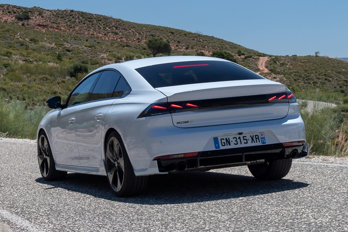 Peugeot 508 PSE Hybrid 360 PS  AWD 2025