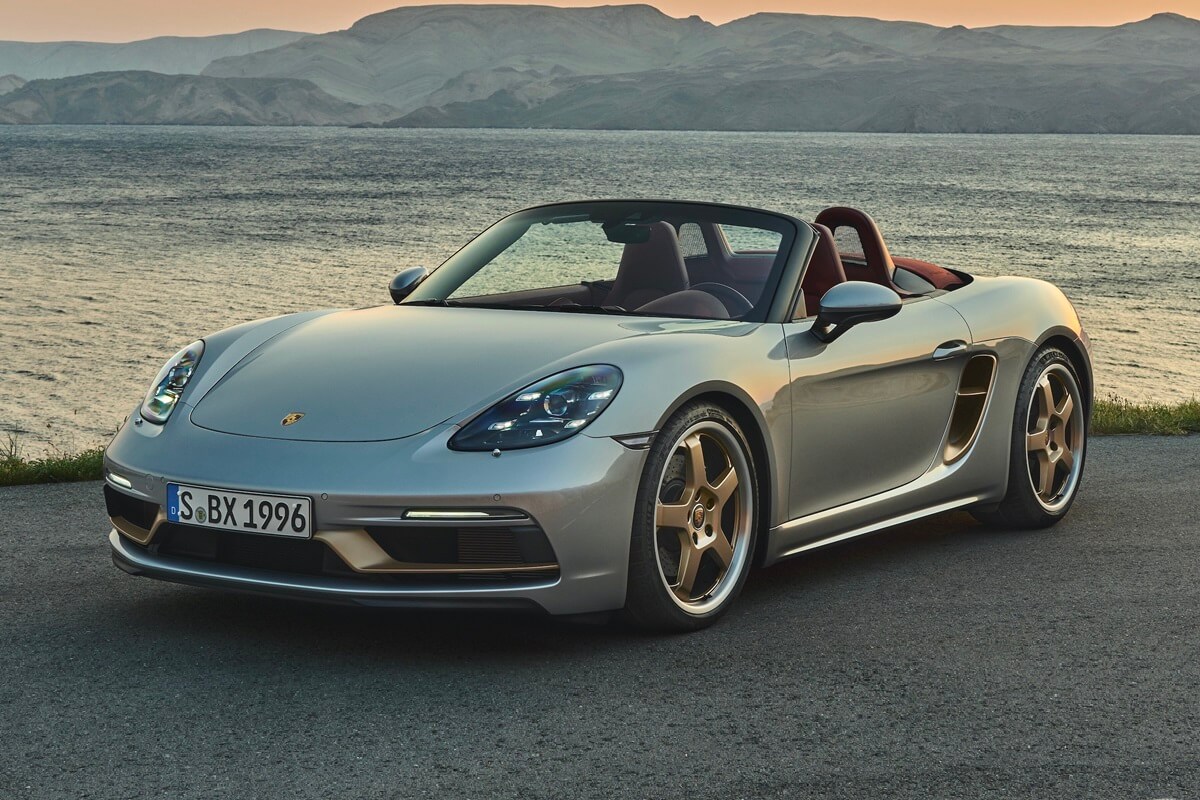 Porsche 718 Boxster GTS 4.0 manual RWD 2024