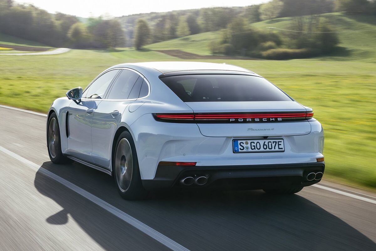 Porsche Panamera Turbo E-Hybrid automatic AWD 2024