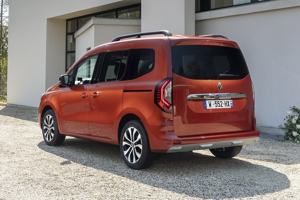 Renault Kangoo Blue dCi 115 automatic FWD 2024