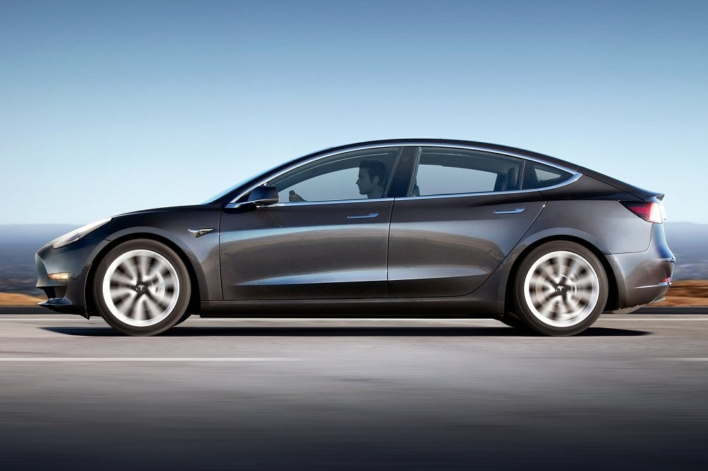 Tesla Model 3 Standard Range Plus automatic RWD (2021-2023)