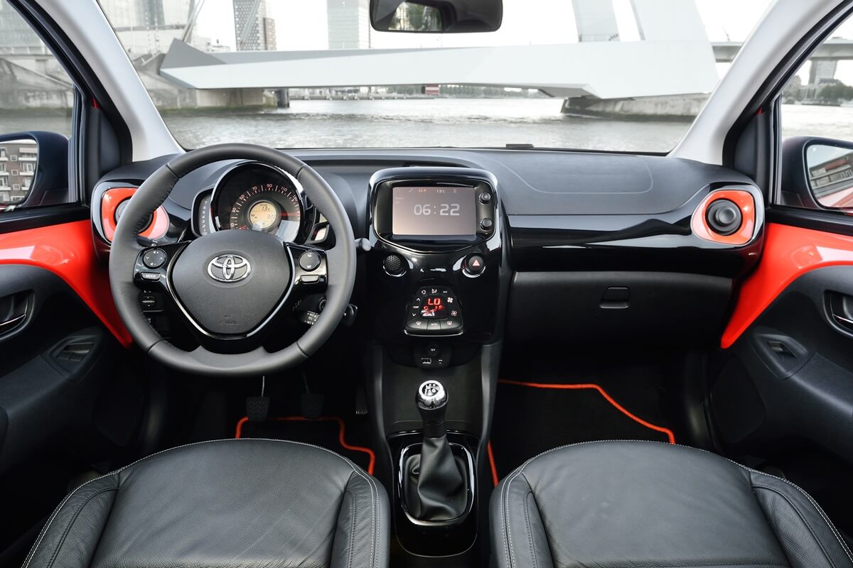 Toyota Aygo 1.0 VVT-i 69 ch   (2014-2018)