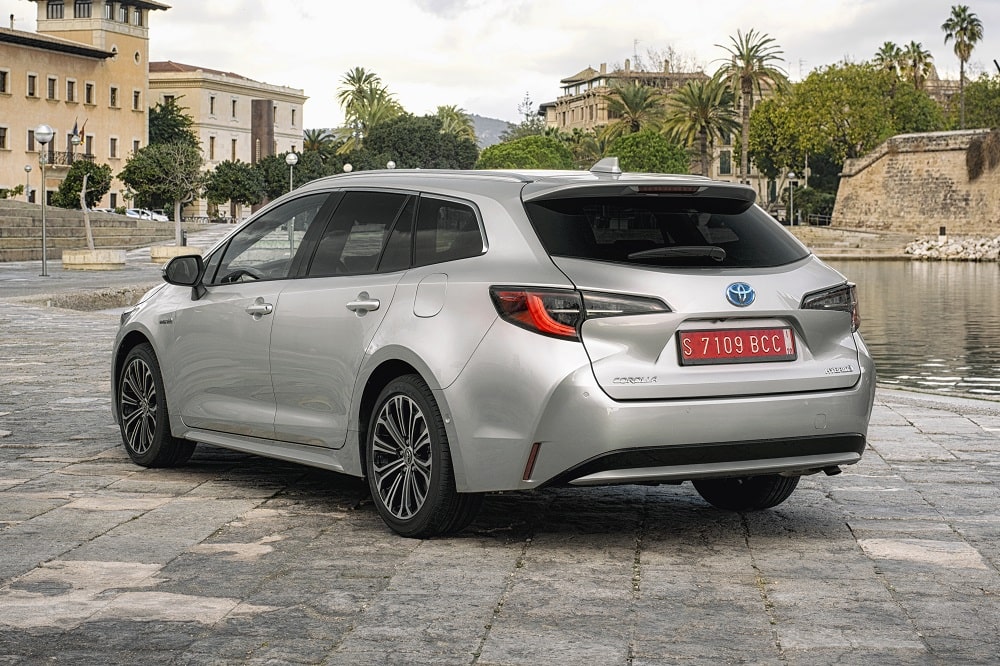 Toyota Corolla Touring Sports 2.0L Hybrid automatic FWD (2019-2023)