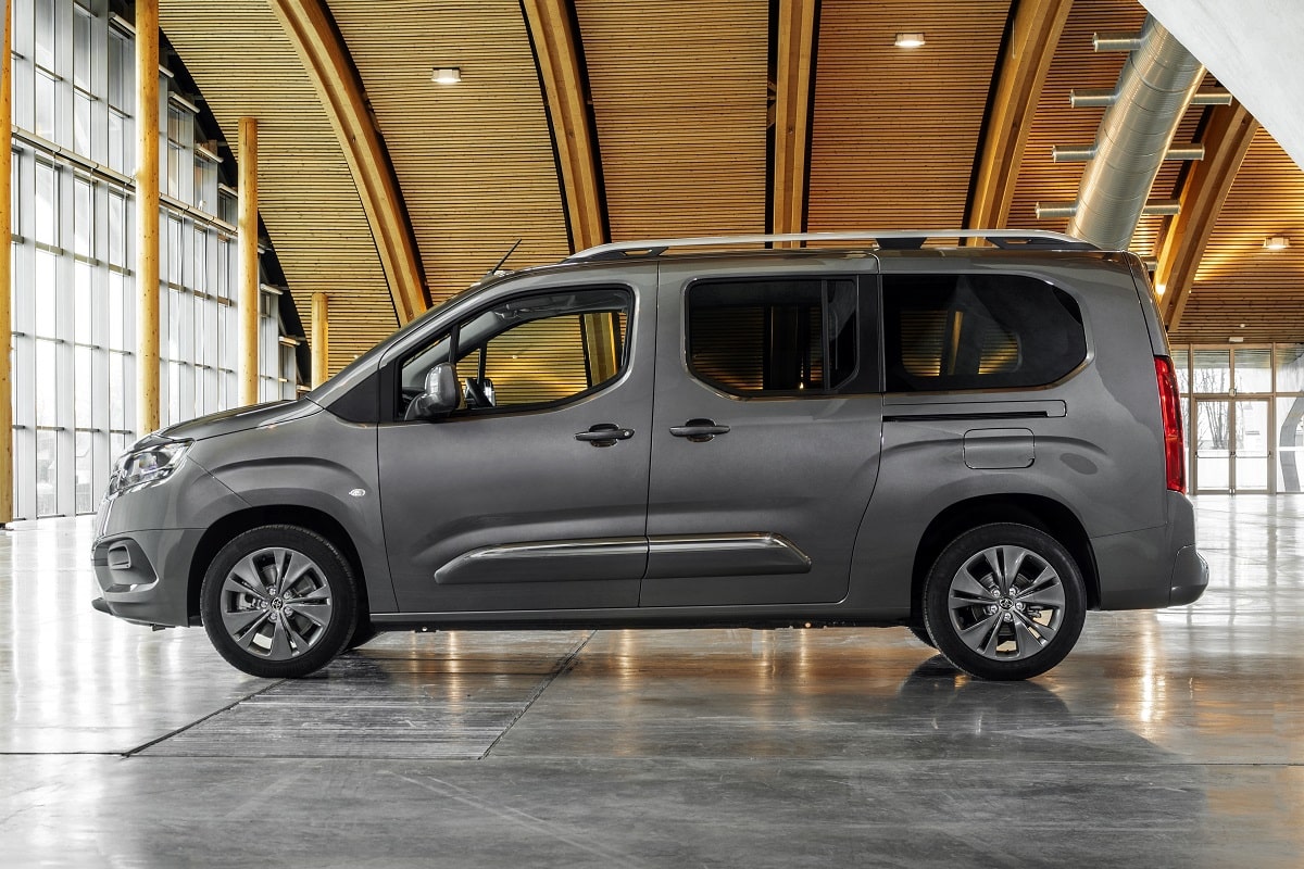 Toyota Proace City Verso 2024