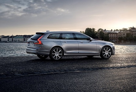 Volvo V90 2024