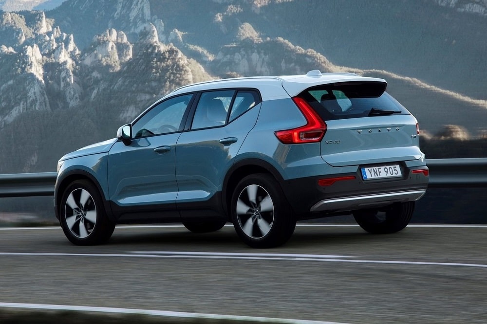 Volvo XC40 T3 automatic FWD (2021-2022)