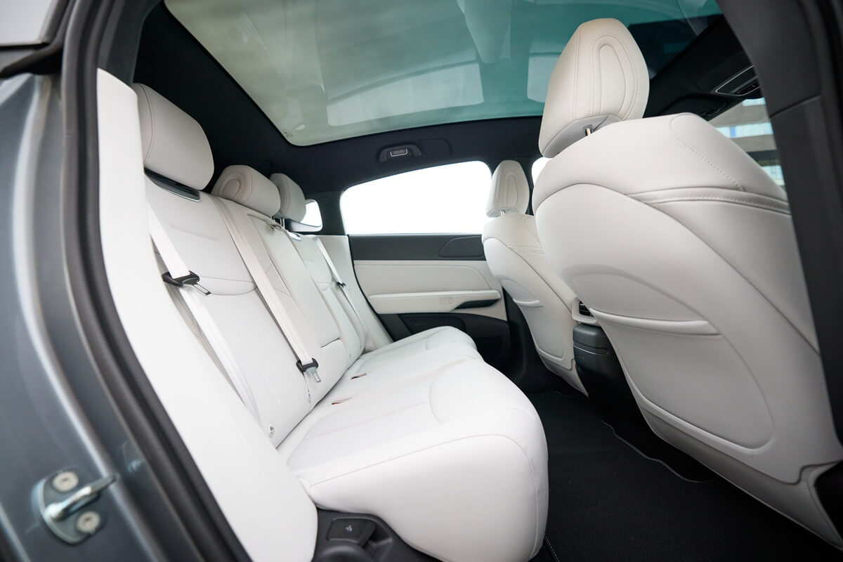 Xpeng G6 Standard Range 258 ch   (2023-2025)